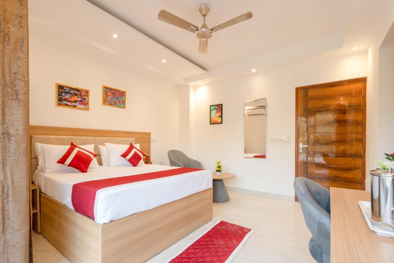 Octave Nirvana Suites Gurgaon Exterior foto